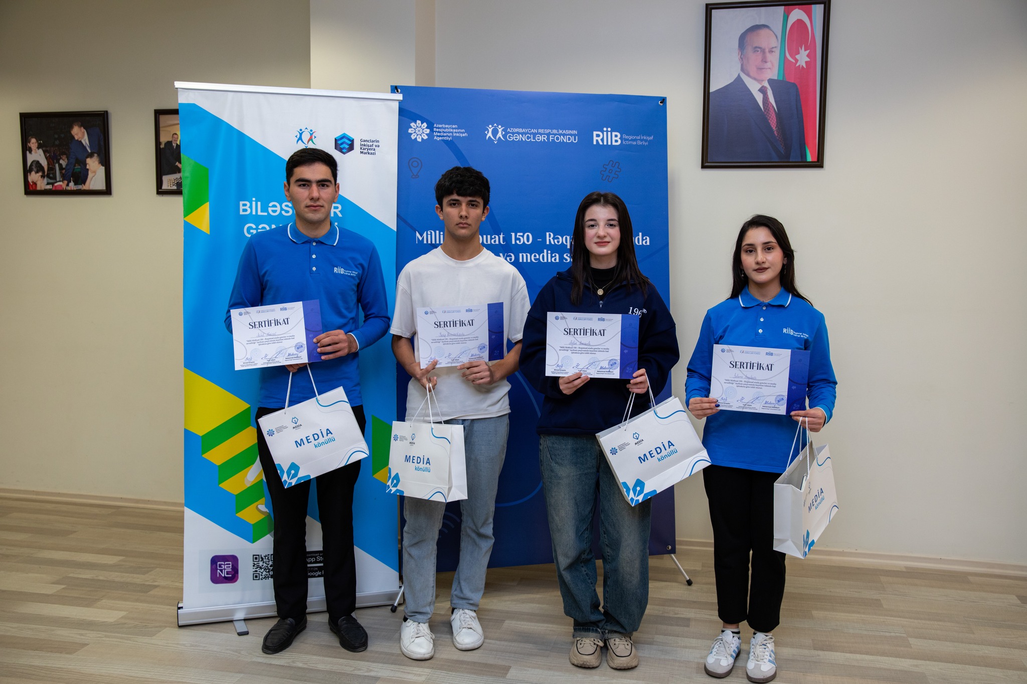 602932116_1178419374472896_4151340037327255806_n