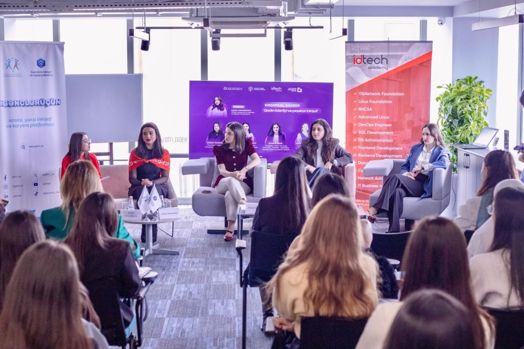 “RƏQƏMSAL SAHƏDƏ QADIN LİDERLİYİ VƏ PEŞƏKAR İNKİŞAF” MÖVZUSUNDA PANEL MÜZAKİRƏSİ KEÇİRİLİB