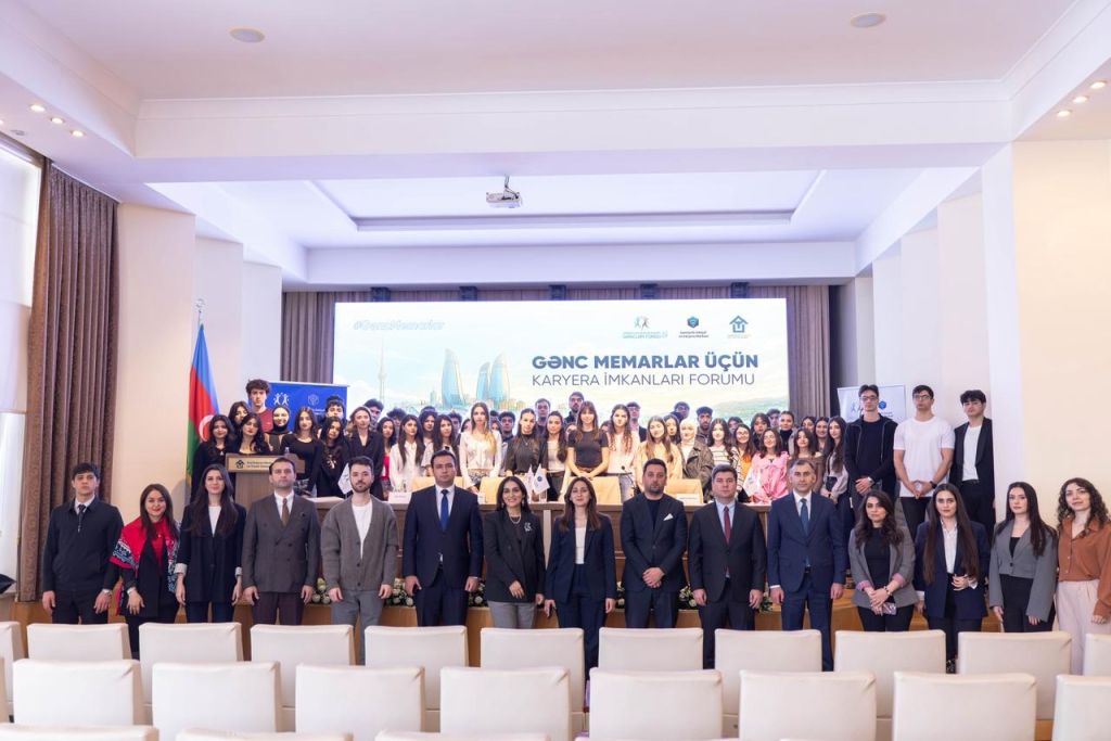 “ŞƏHƏRSALMA VƏ MEMARLIQ İLİ”NƏ HƏSR OLUNMUŞ “GƏNC MEMARLAR ÜÇÜN KARYERA İMKANLARI” FORUMU KEÇİRİLİB.